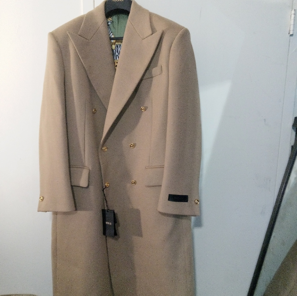 Elegant Versace Men's Wool-Blend Double-Breasted CoatWas